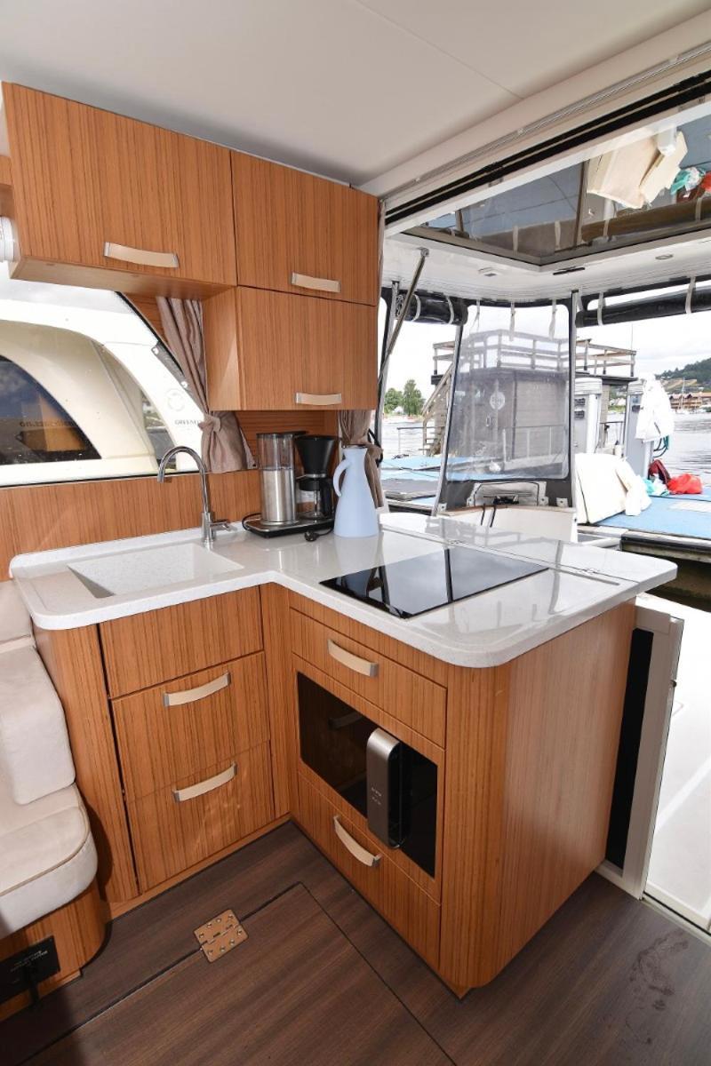 Botel Centrum Boat *