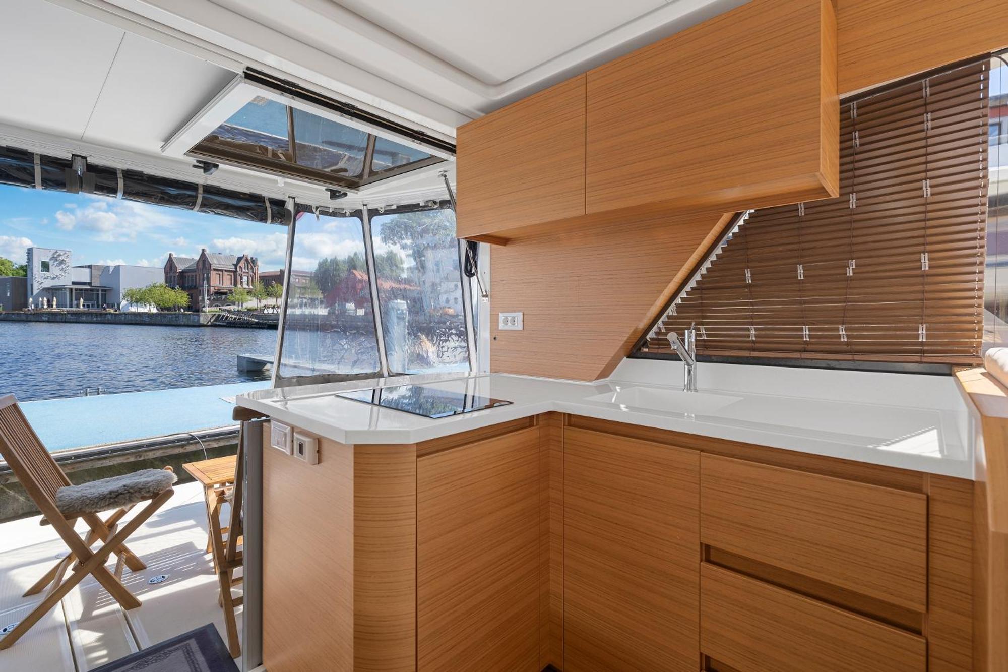 Centrum Boat *